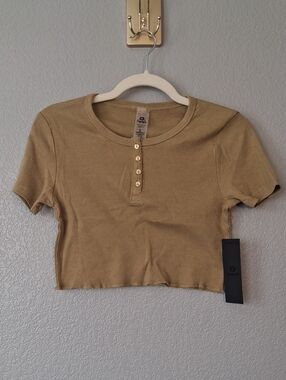 Mona B Ribbed Henley Crop Top in Light Beige